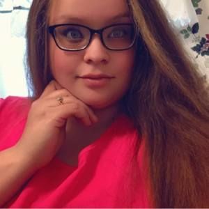 Meet your Posher, Alicia